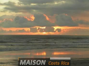 immobilier costa rica : annonce immobiliere à PLAYA SAMARA Guanacaste au costa rica