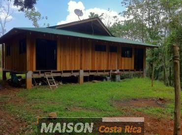 immobilier costa rica : annonce immobiliere à OJOCHAL Puntarenas au costa rica